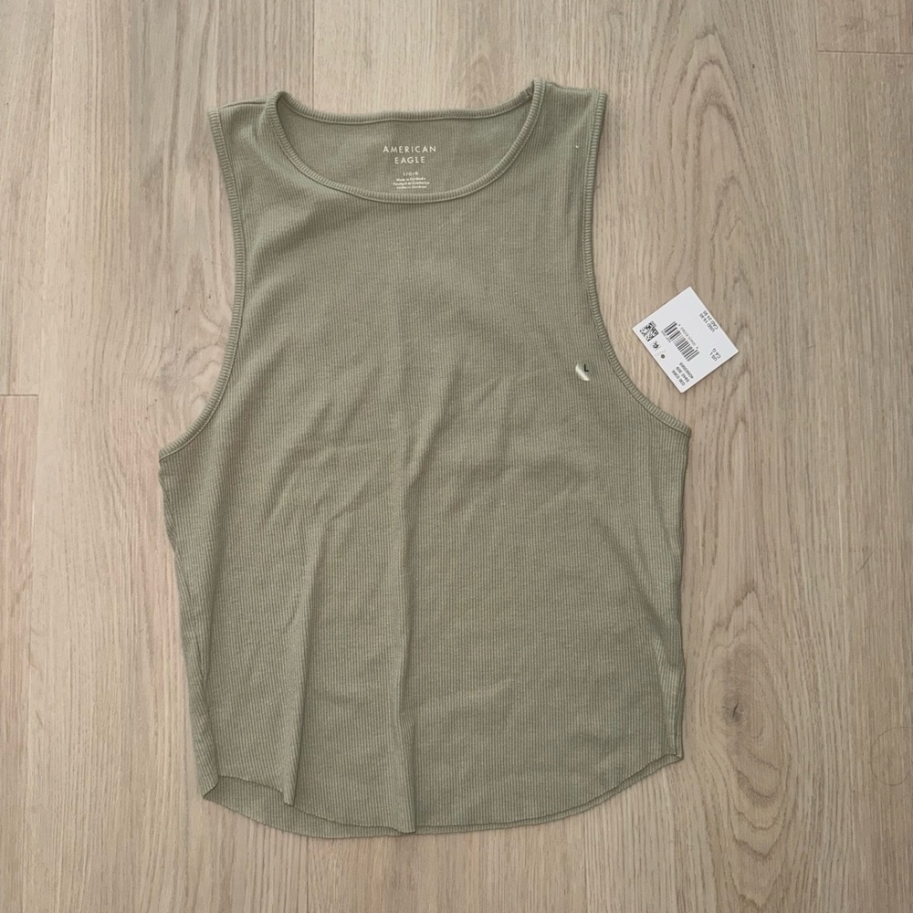 Cropped Top Bundle Sale - Picture 6 of 8